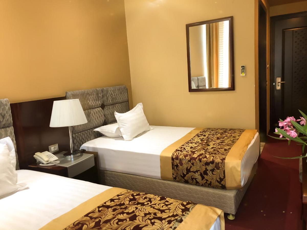 Hotel Kompleksi Arifi Shkoder Bagian luar foto