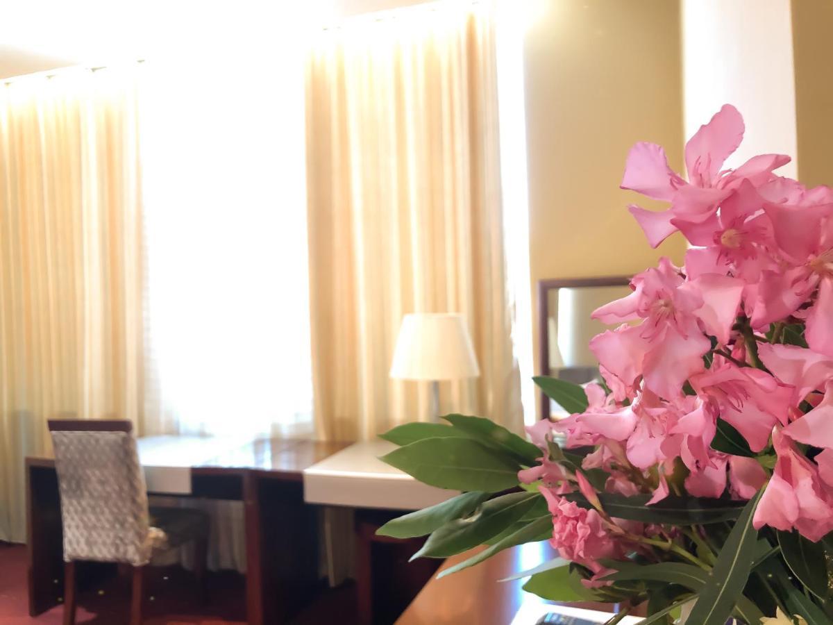 Hotel Kompleksi Arifi Shkoder Bagian luar foto