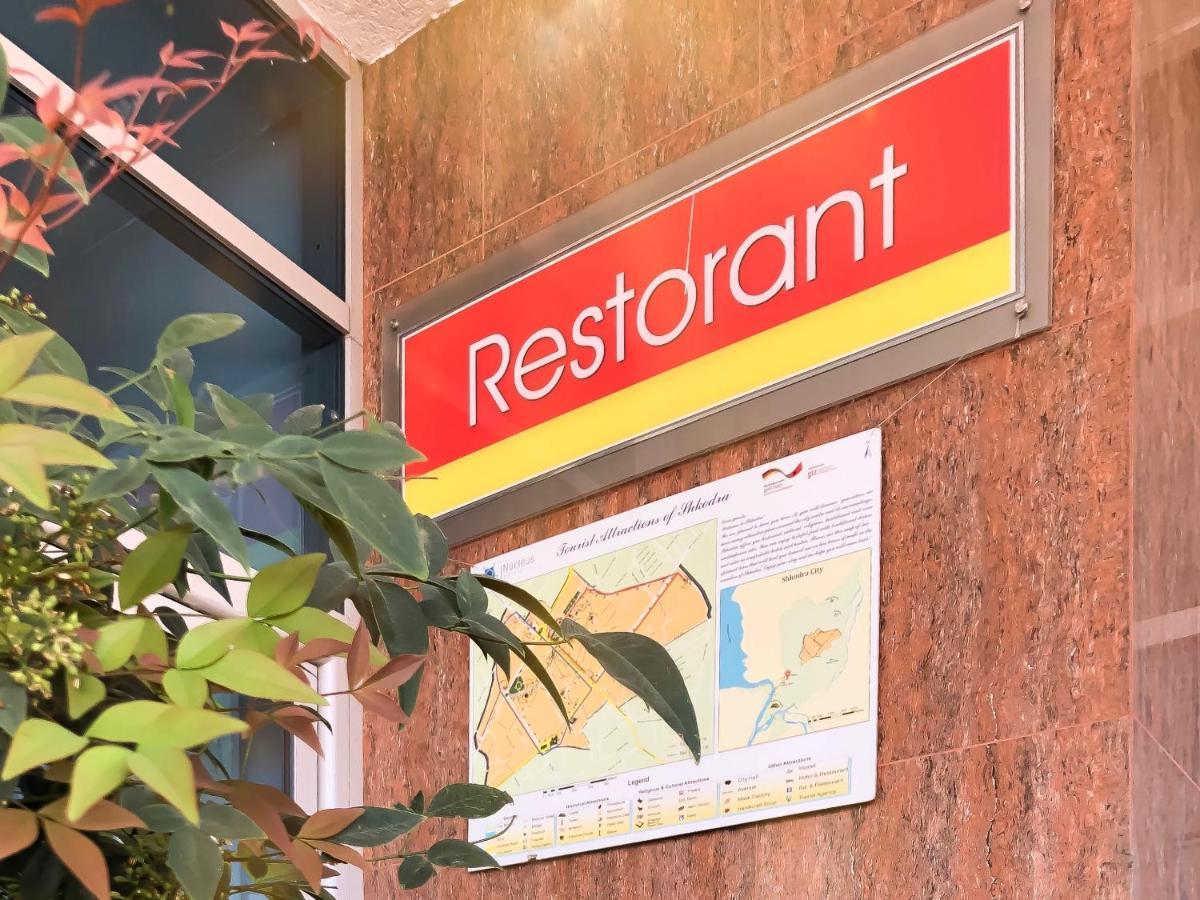 Hotel Kompleksi Arifi Shkoder Bagian luar foto