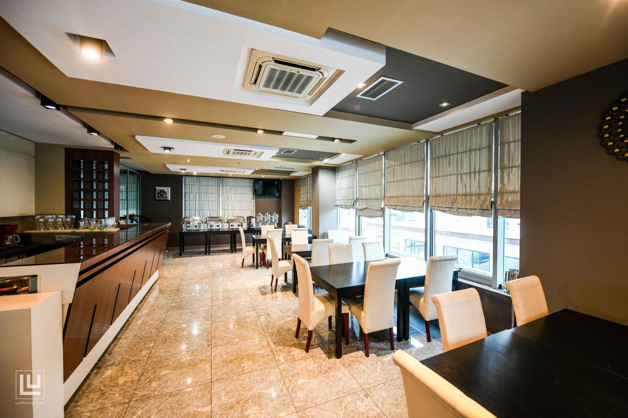 Hotel Kompleksi Arifi Shkoder Bagian luar foto