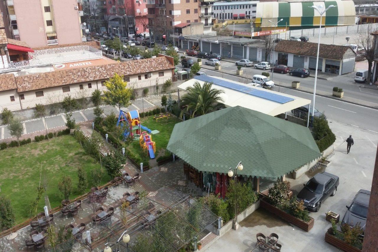 Hotel Kompleksi Arifi Shkoder Bagian luar foto