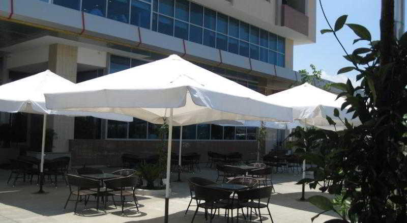 Hotel Kompleksi Arifi Shkoder Bagian luar foto
