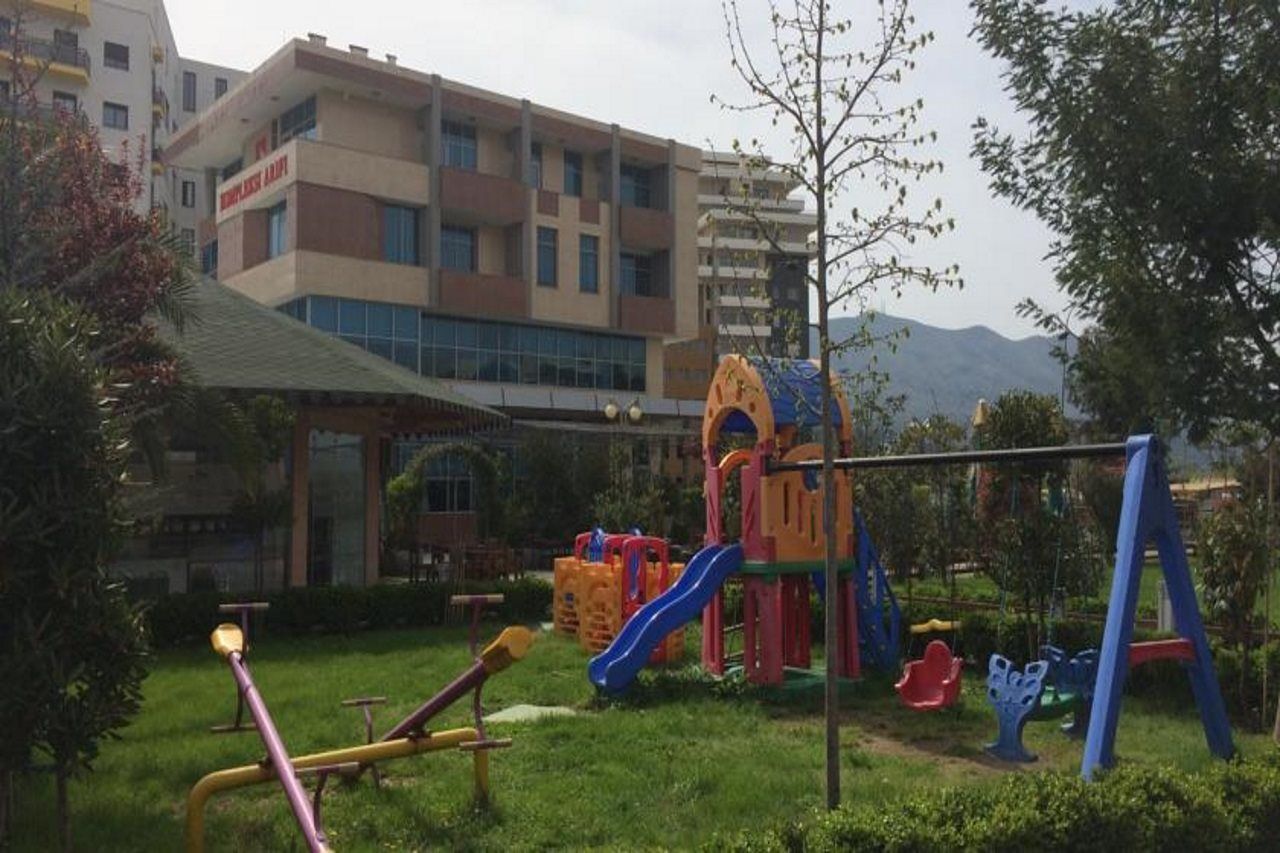 Hotel Kompleksi Arifi Shkoder Bagian luar foto
